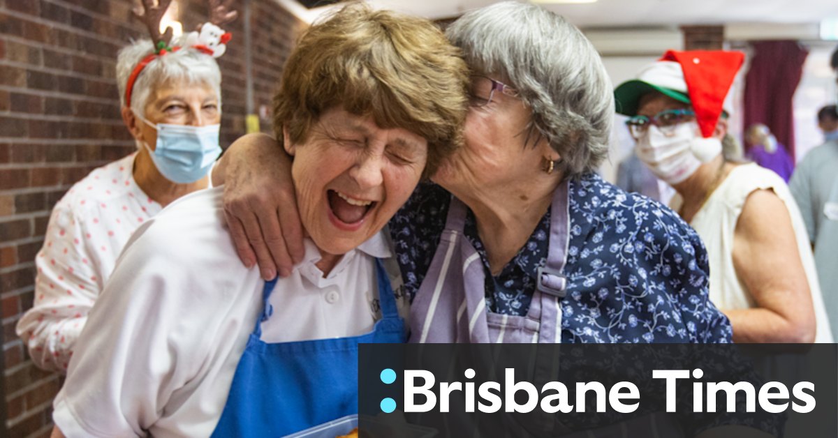 'It's no sacrifice': For 30 years, Gwen and Veronica have given back on Christmas Day - Vimarsana News