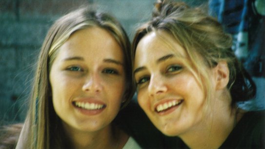 Annie Farmer, left, and her sister Maria Farmer, right, who went to the police about Jeffrey Epstein in 1996.