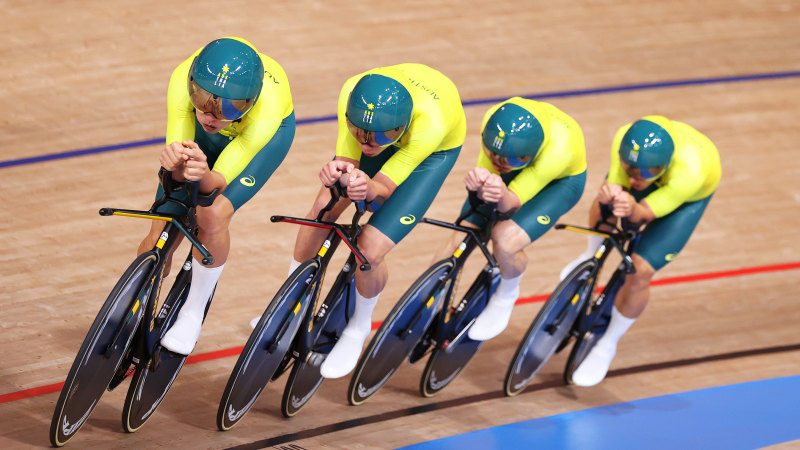 The war on air: The tactics of team track cycling