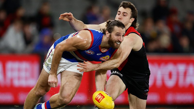 AFL Easter Sunday LIVE: Nightmare assignment for lowly Essendon against high-scoring Western Bulldogs
