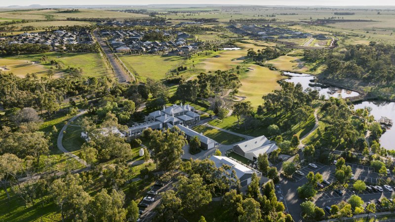 Bitter court dispute over huge estate west of Melbourne settles