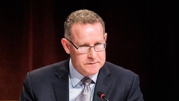 Australian Chamber of Commerce and Industry head Andrew McKellar has backed the retention of pandemic leave payments.