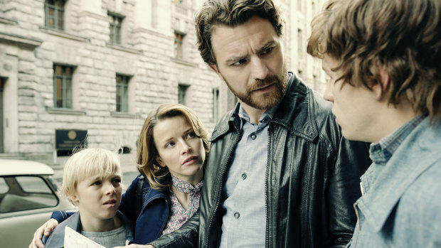 From left, Tilman Döbler, Karoline Schuch, Friedrich Mücke and Jonas Holdenrieder play the Strelzyk family in Balloon (2018).