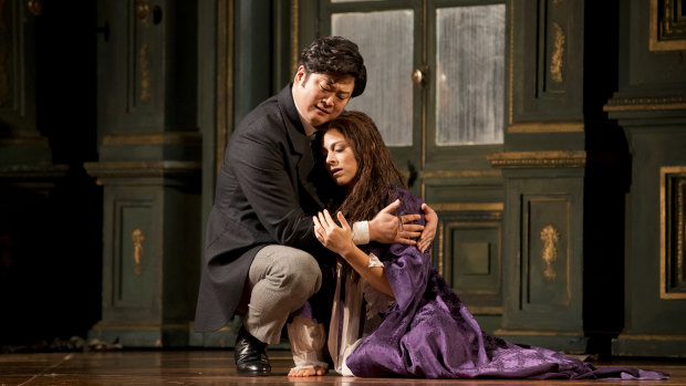 Corinne Winters and Yosep Kang in Opera Australia's La Traviata.