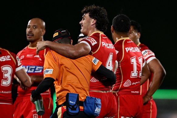Herbie Farnworth is helped from the field after suffering a hamstring injury against the Warriors in round 22.