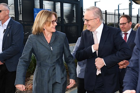 Allan and Albanese put on a united front.