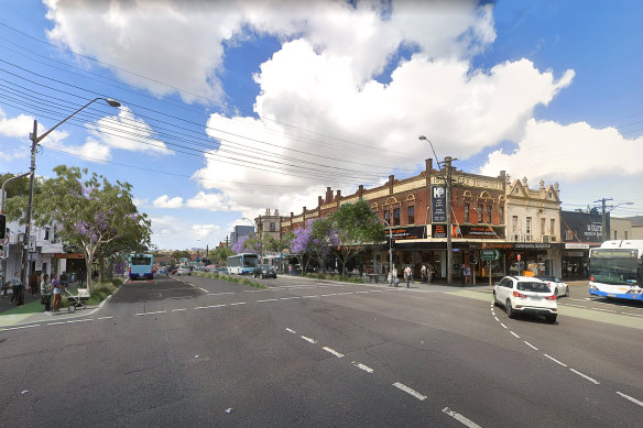 The government forecast the opening of the underground WestConnex motorway would slash traffic on Victoria Road at Rozelle by 50 per cent. 