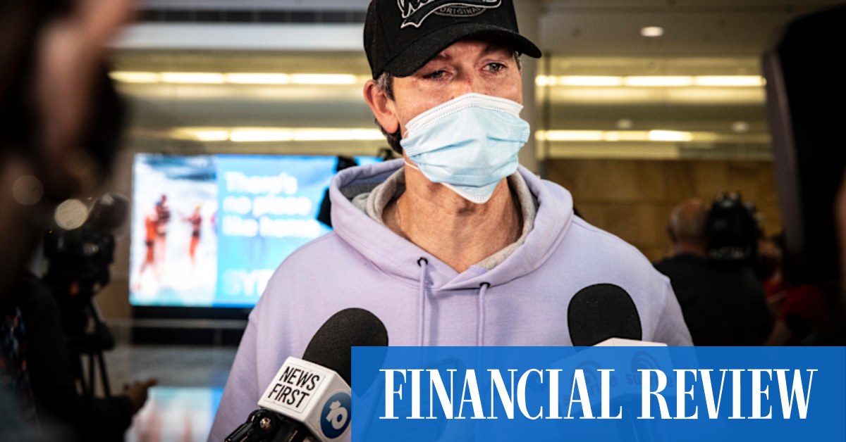 Fortress Australia crumbles as Sydney, Melbourne greet vaxxed arrivals - Vimarsana News