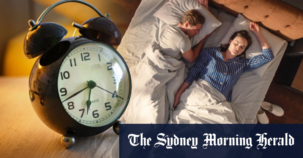 How does daylight saving time affect sleep?