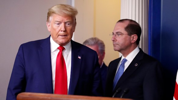 Donald Trump and Health and Human Services Secretary Alex Azar earlier this month.