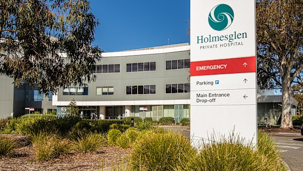 Holmesglen private hospial in Moorabbin.