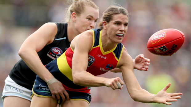 Chelsea Randall tears ACL will miss AFLW season