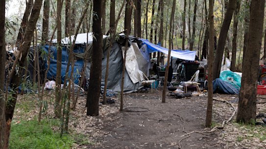 Una de las casas de un campamento a orillas del río Murrumbidgee.