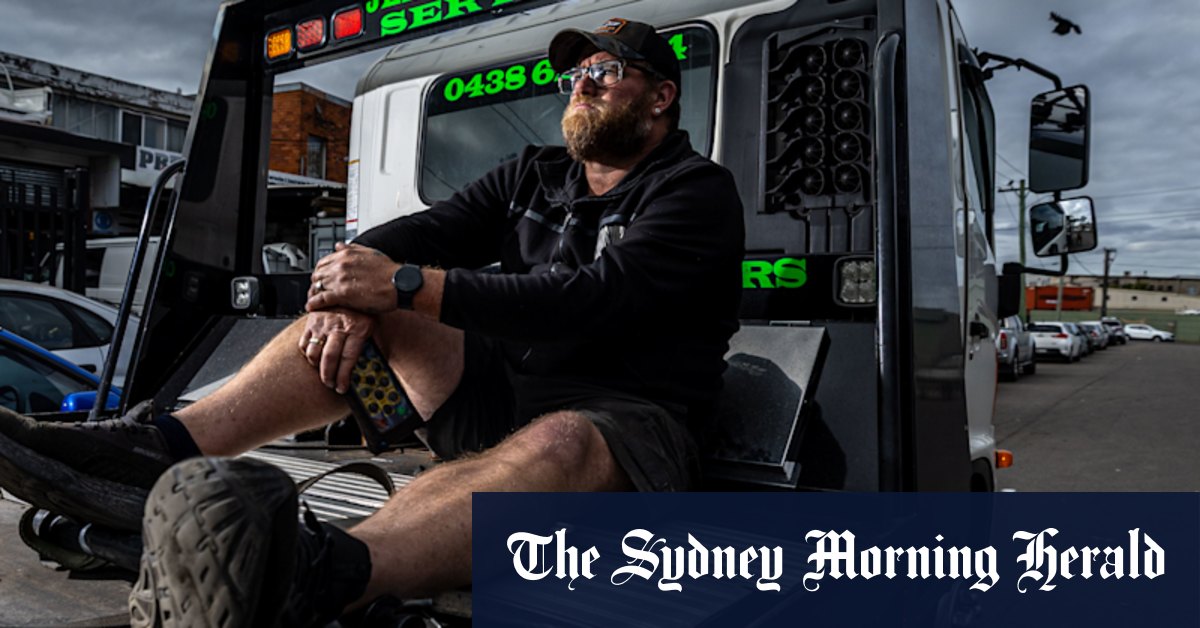 ‘It’s destroying us’: The Sydney workers who don’t qualify for toll cap relief