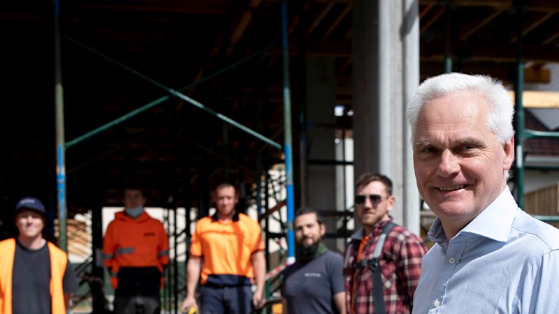 Pacific Current Group schtum on June offer as River Capital dials in