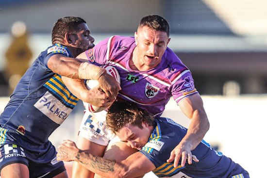 Jeff Lynch in action for the Burleigh Bears.