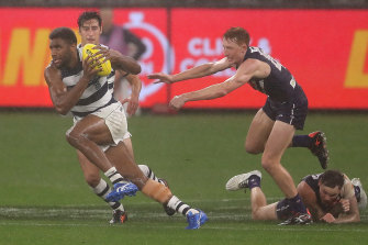 Cats Give Dockers A Bath In Wet Perth