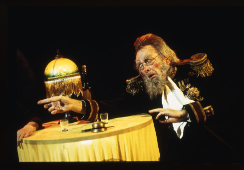 Ralph Cotterill at the Belvoir Street Theatre in The Aunt’s Story, 2002.