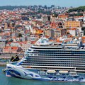 Norwegian Viva has capacity for more than 3000 passengers.