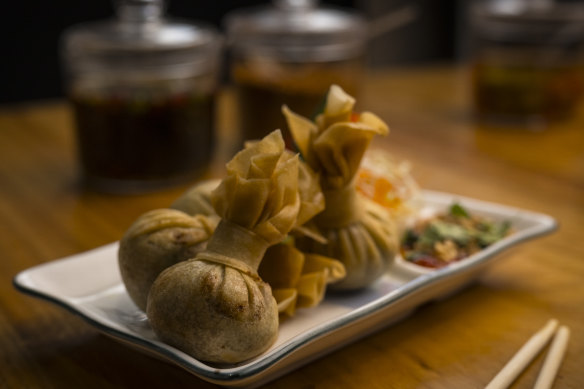 The namesake money bags (fried pork and vegetable dumplings).