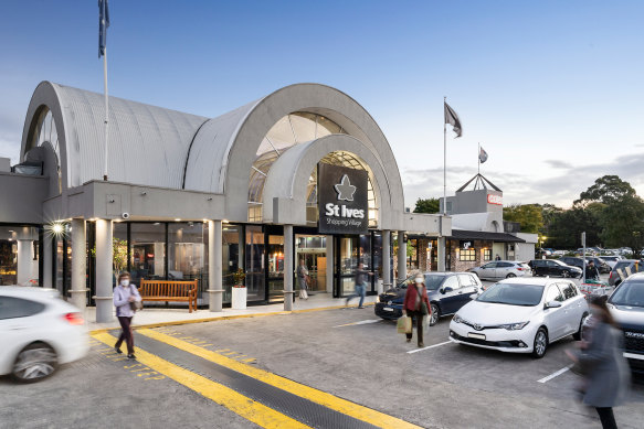 The long-time owners of the St Ives Shopping Village in Sydney’s north are selling the asset