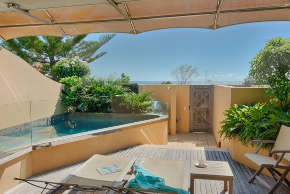 Beachfront digs, complete with private plunge pool.