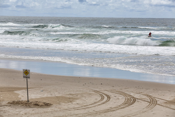 The father was attempting to rescue his daughter before he drowned at Seven Mile Beach at Lennox Head.