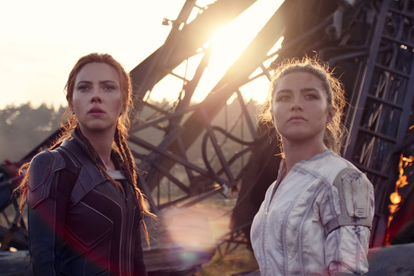 Scarlett Johansson and Florence Pugh in Black Widow.