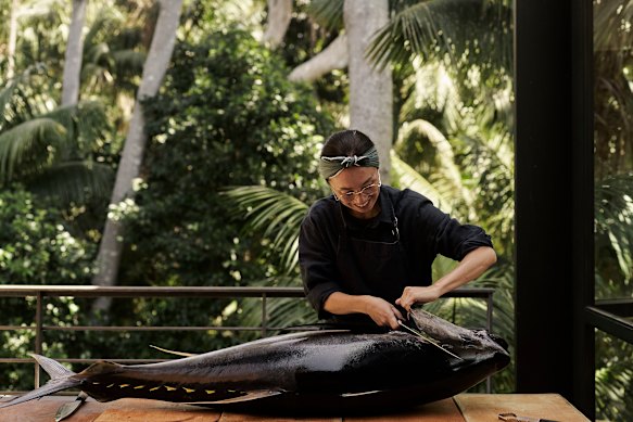 Private chef Kimie Uemoto prepares locally sourced seafood using Japanese culinary techniques.
