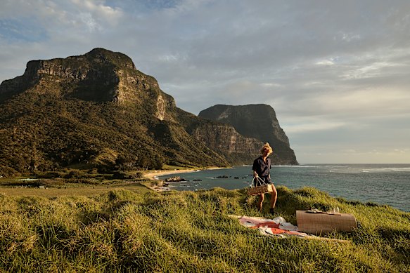 Instant picnic… emerge from the water to find a feast by the shoreline.