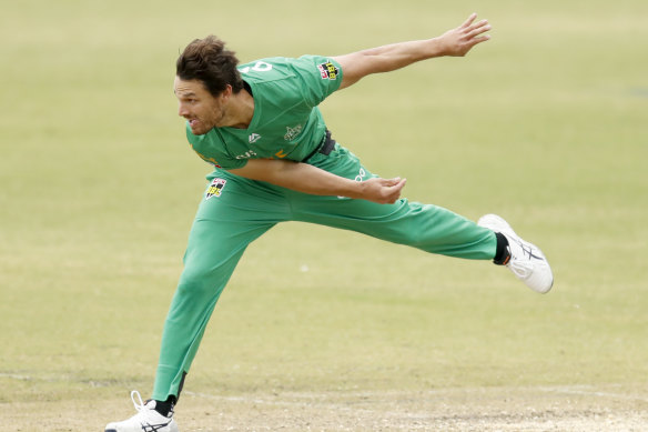 Nathan Coulter-Nile has crossed to the Melbourne Stars from the Perth Scorchers.