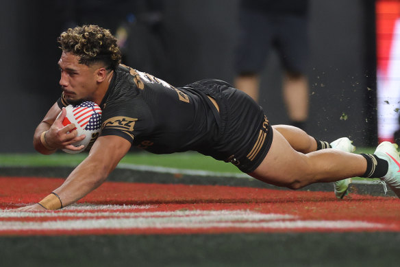 Try time: Izack Tago finishes off Cleary’s masterpiece.