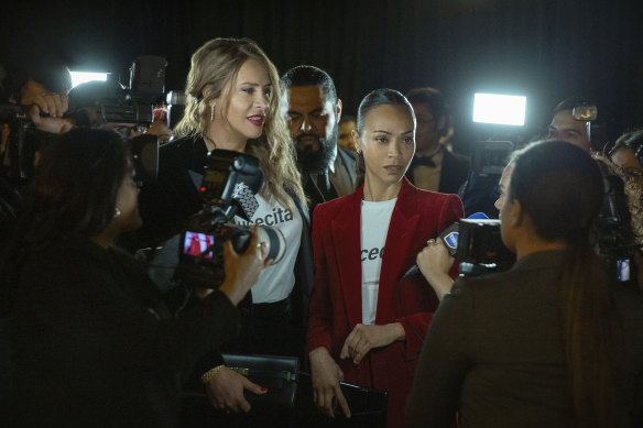 Karla Sofía Gascón and Zoe Saldana in Emilia Pérez, which is nominated for 10 Golden Globes.