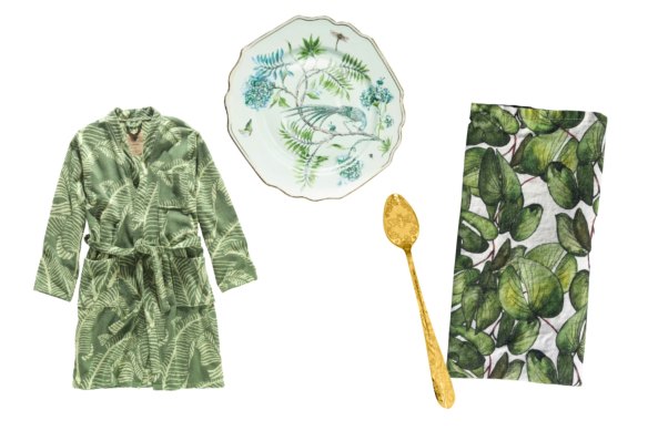 “Banana Leaf ” robe; “Secret Island” dessert plates; “Gold Bee” teaspoon; “Mopane” linen napkin.  
