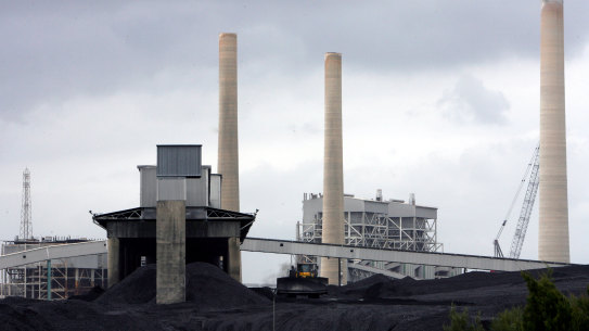Vales Point coal-fired power plant: Government-dominated committee wins backing for a report on how to spur the state's post-COVID-19 recovery by shifting to renewable energy and off fossil fuels.
