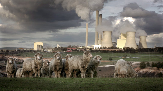 Federal government and industry are investing in renewable energy in the Latrobe Valley as the coal sector winds down. 