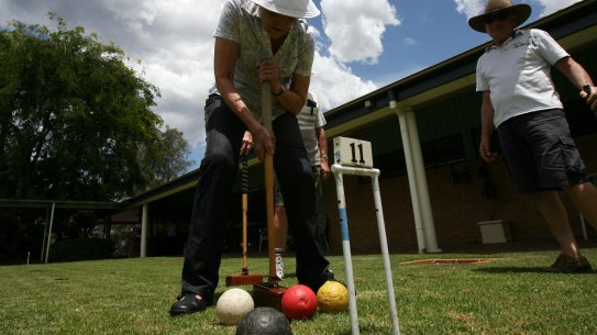 A lobby group representing older Australians wants an overhaul of the federal government’s reverse mortgage scheme for retirees.