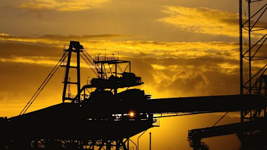 Mining sector, Morrison government on the defensive over IPCC report