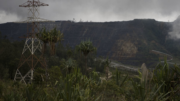 Dozens massacred in tribal fighting in Papua New Guinea