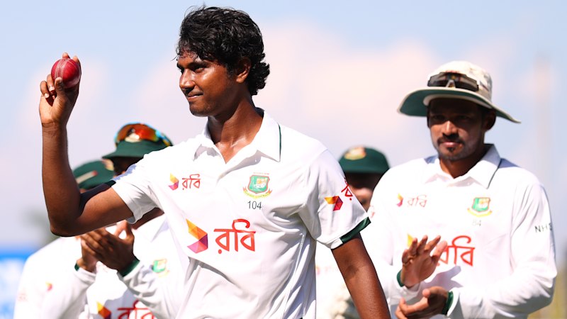 Bangladesh dig deep after ripping through Australia; Gardner apologises to her ex