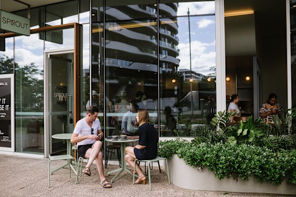 Hay un poco de disonancia cuando descubres por primera vez la nueva y muy moderna Sprout Artisan Bakery en Skyring Terrace.
