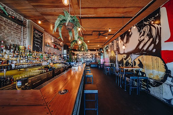 Pocket Bar, Terrigal.