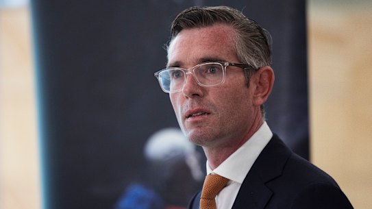 Premier Dominic Perrottet hit out at rail chaos overshadowing the return of international tourists to Sydney Airport on Monday.