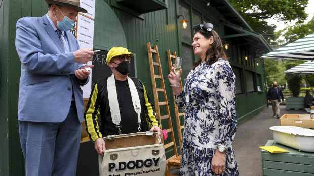 'We're bringing Flemington to us': The view from the pubs and parks of Derby Day 2020