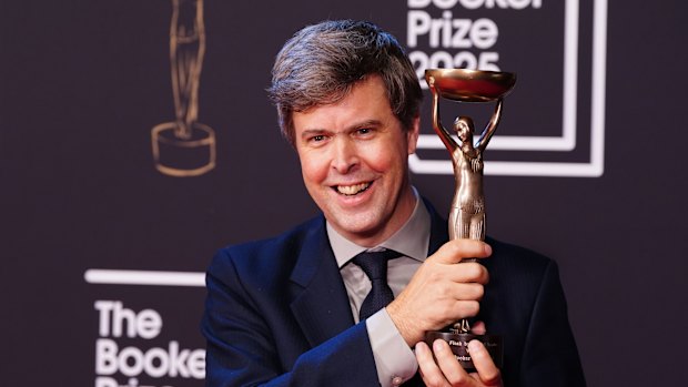 David Szalay, who won the 2025 Booker Prize for his novel Flesh, is accused of taking the story from Stanley Kubrick’s 1975 film Barry Lyndon.