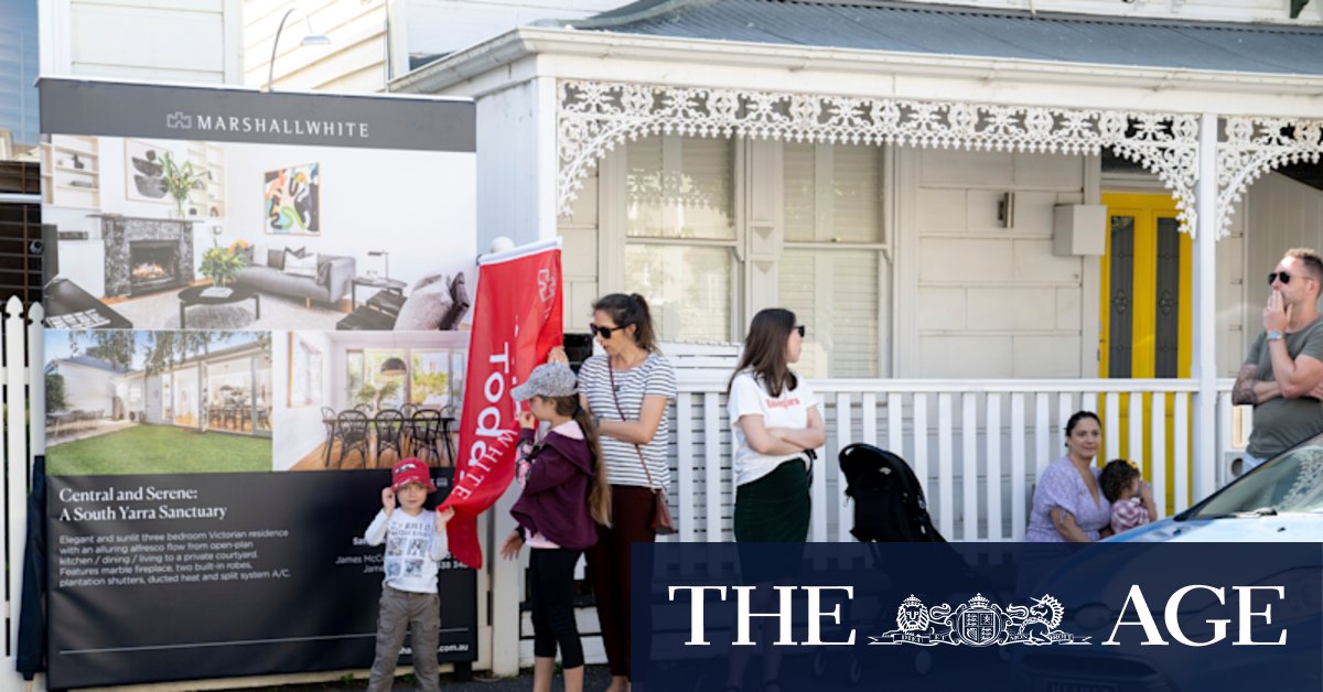 Auction bidder numbers: Is it a better time to buy a house at auction now? - Vimarsana News