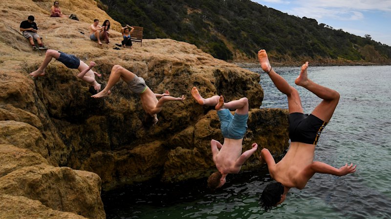 Residents’ ‘eight-year rule’ shapes suburban change across Australia’s coastal areas