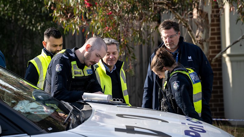Police yet to talk to critically ill mother after Chadstone blaze, man ruled out as suspect