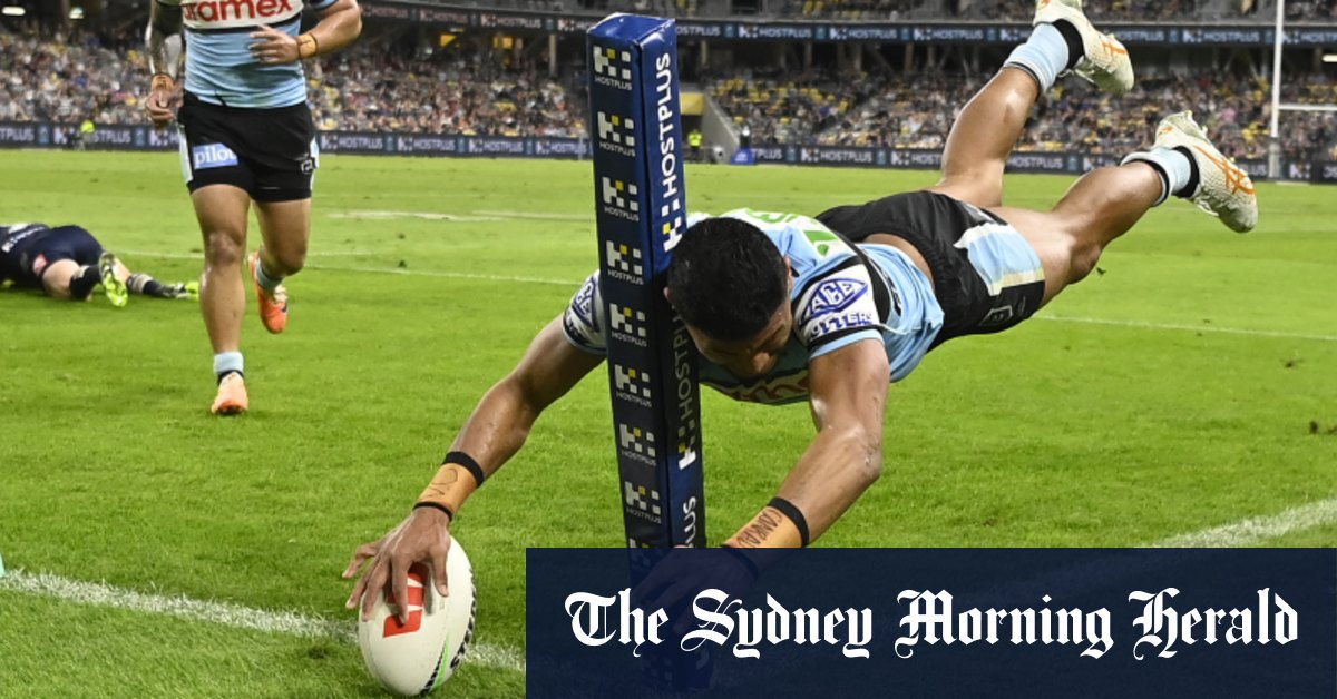 Sharks overpower Cowboys to keep top-four hopes alive