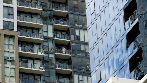 A wall of windows and balconies in Southbank.